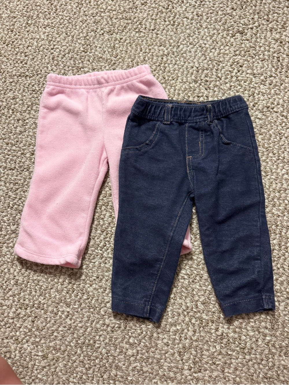 Lot of 2 Baby Girl Carter's Pants Pink Fleece Dark Denim Jeggings 6 Months